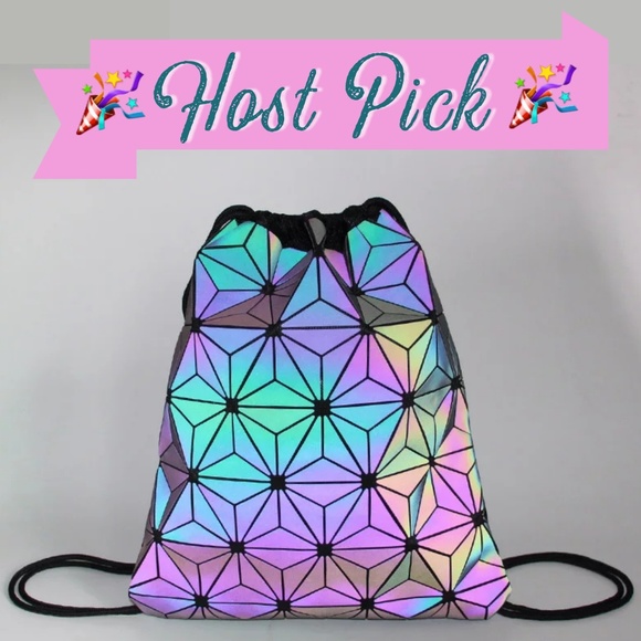 BSH Boutique Handbags - 🎉HP🎉🆕️Geo Luminous Drawstring Backpack